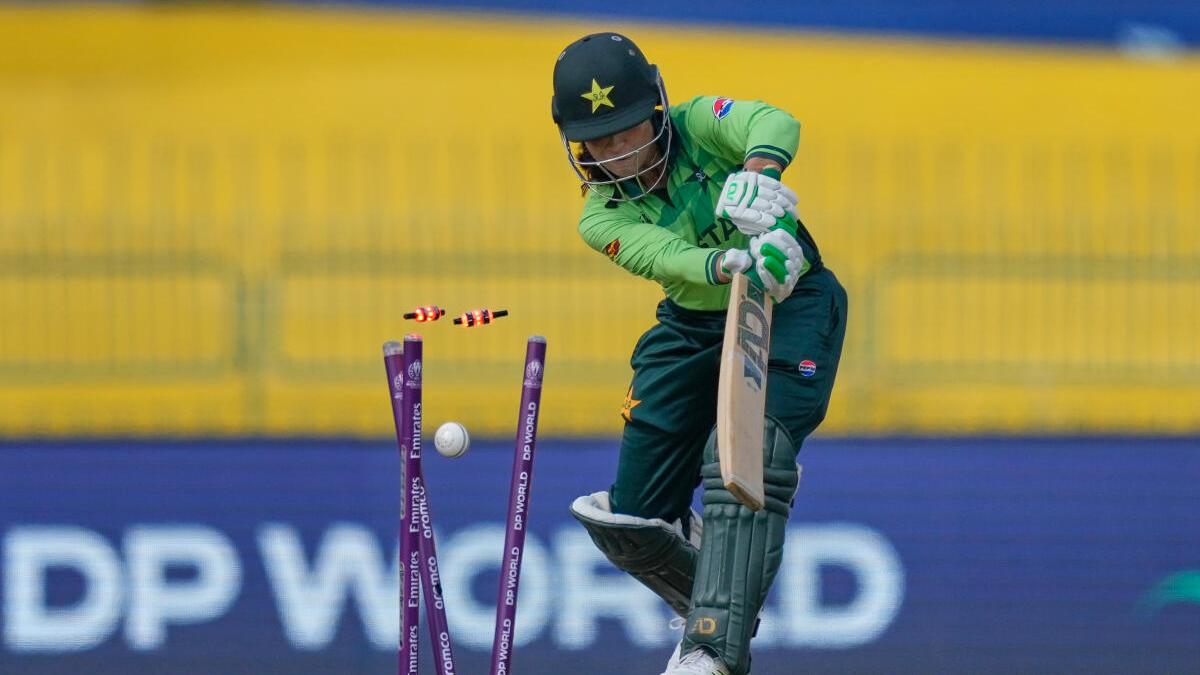 BAN-W vs PAK-W Live Score, Women’s ODI World Cup 2025: Pakistan loses two wickets in first over after electing to bat